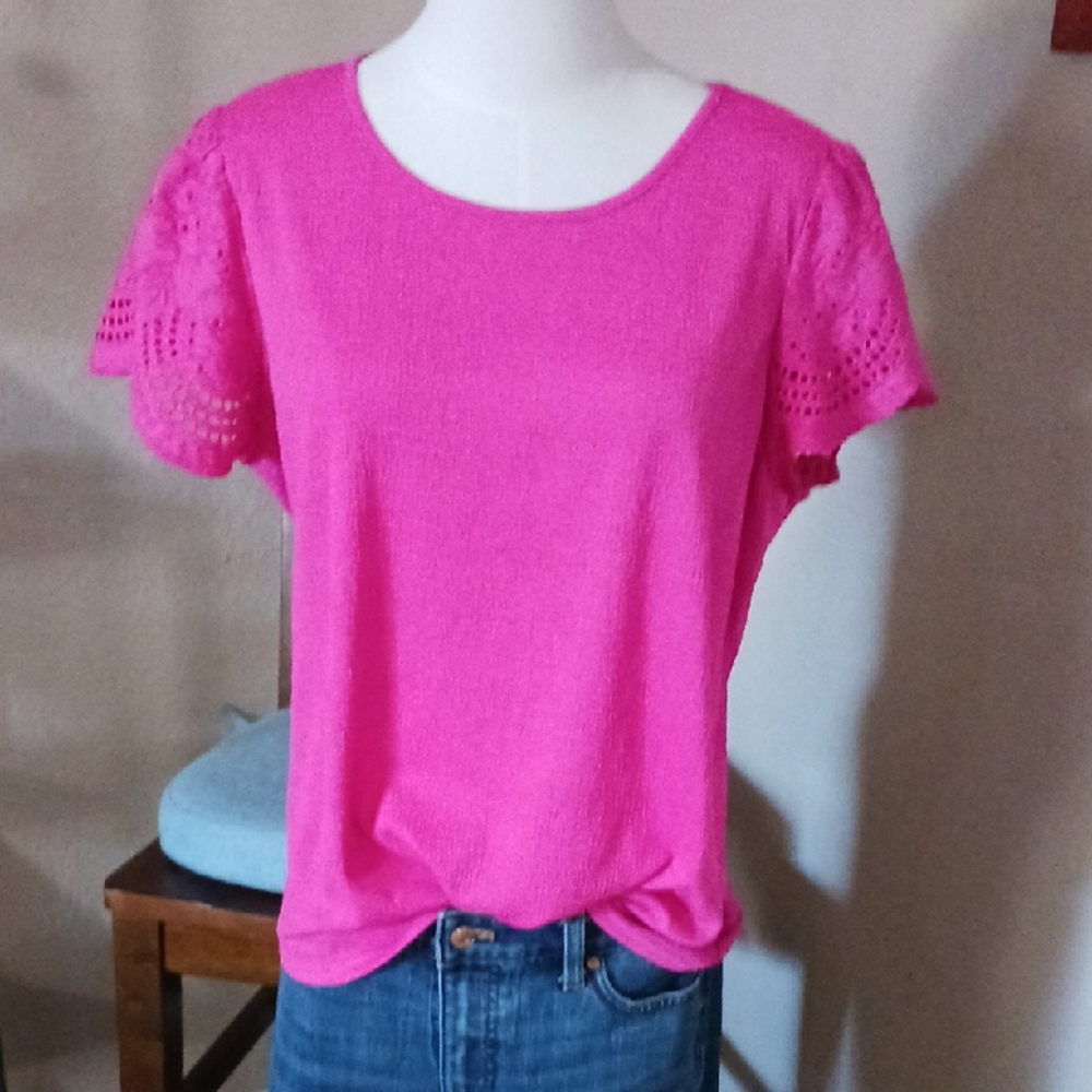 Flower and Feather Pink Eyelet Sleeve Blouse